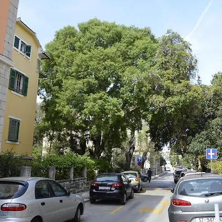 Apartament Be My Guest